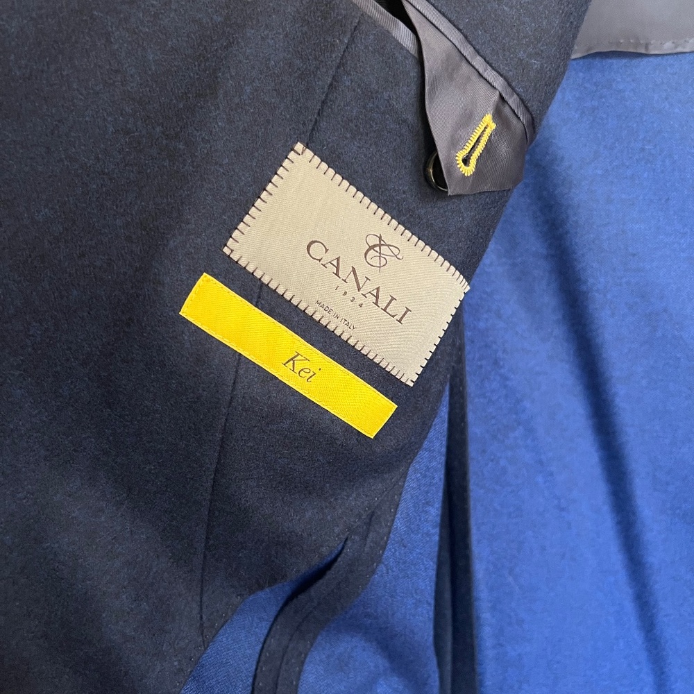 Canali Kei blue wool blazer. Never worn, NWT. Very soft wool. 46 US/56 Italian